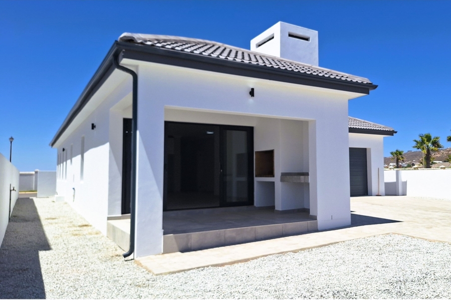3 Bedroom Property for Sale in Sandy Point Western Cape
